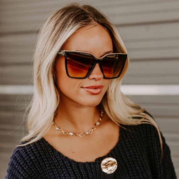 Quay "Level Up" Brown Square Sunglasses - Picture 14 of 15